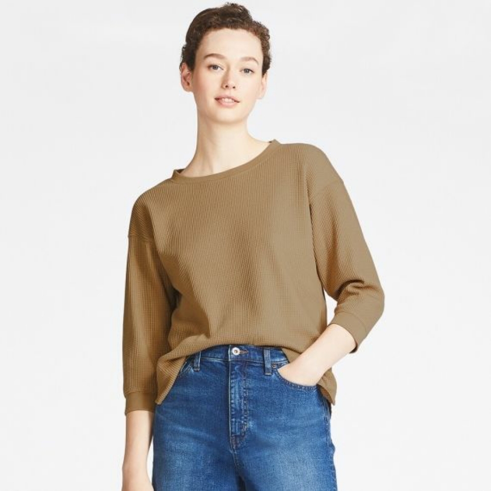 Uniqlo Waffle Crew Neck 3/4 Sleeve T-Shirt